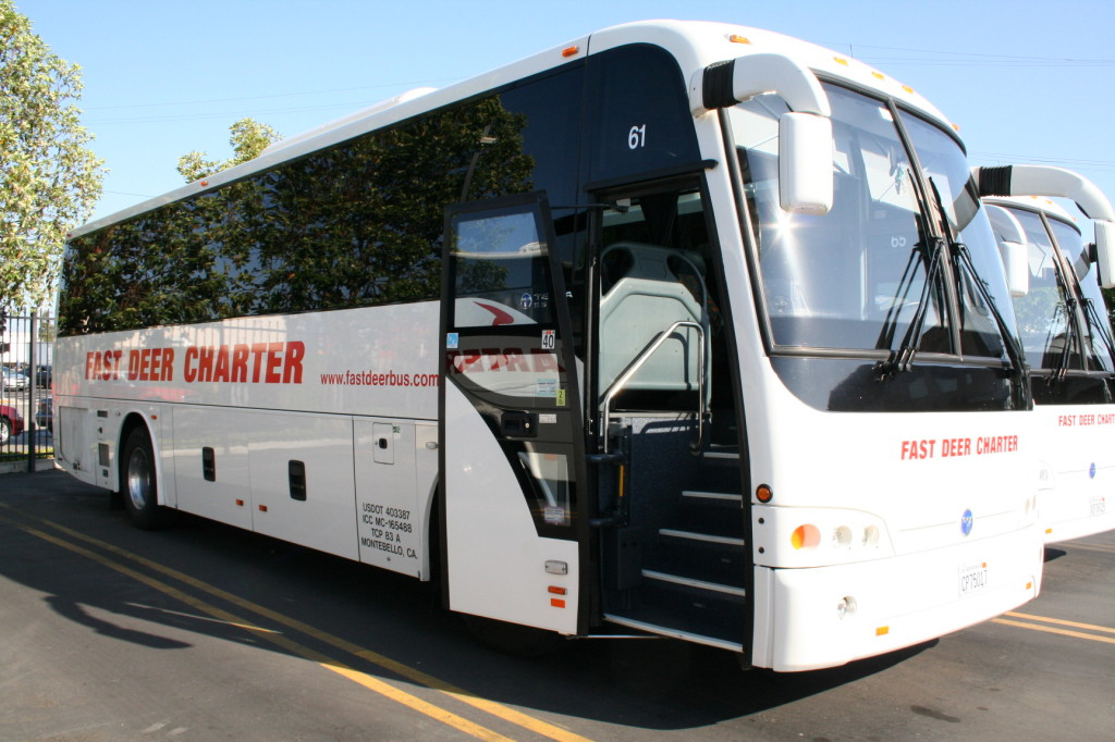 38 40 Passenger Motorcoach Fast Deer BusFast Deer Bus - Fast Deer Bus Charter