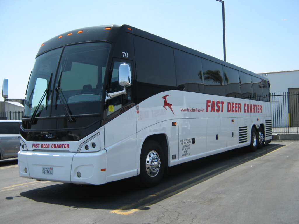 58 Exterior Fast Deer Bus - Fast Deer Bus Charter