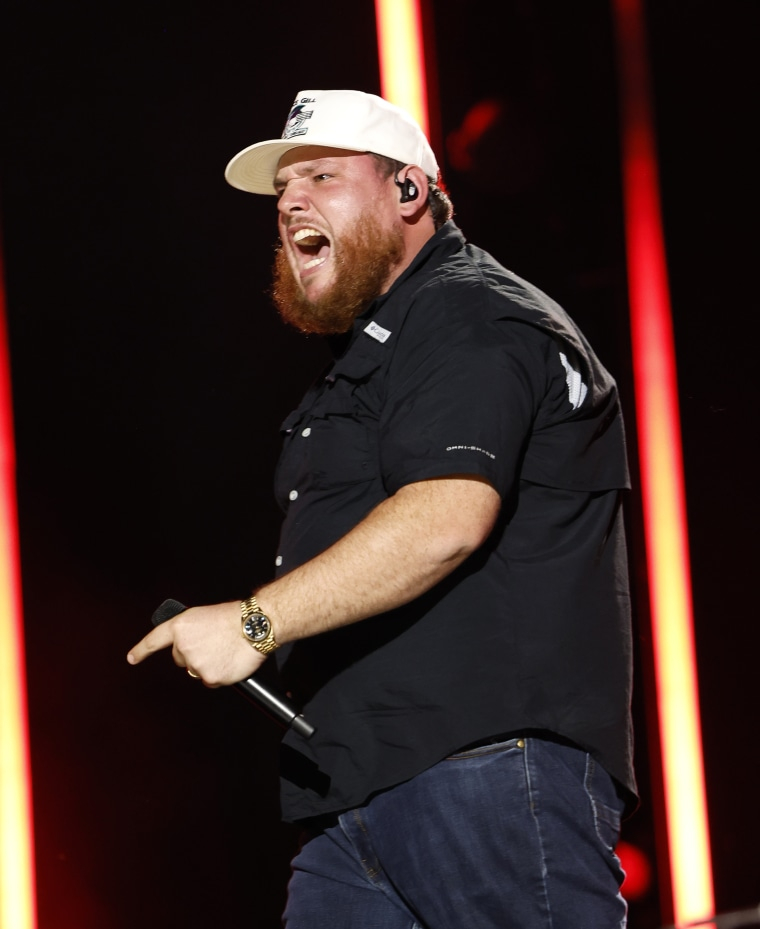 Luke Combs Fast Car Cover Charts Higher Than Tracy Chapman s  - Fast Car Luke Combs Charts